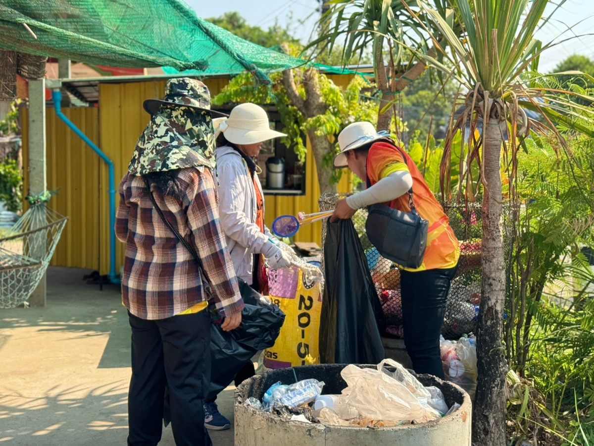 โครงการสานสายใย ร่วมใจเพื่อขยะบุญ